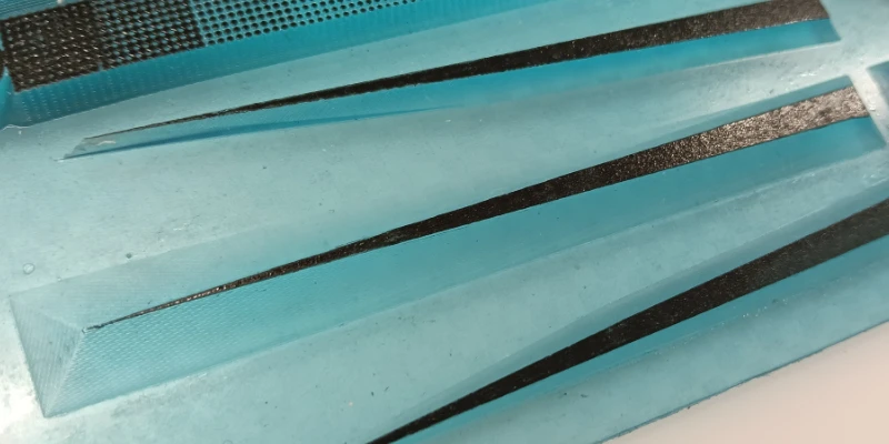 Flessografia con resa di filetti ultra fini