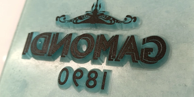 Flessografia con resa di tratti fini